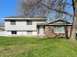 21773 Rockwell St, Farmington Hills, MI 48336