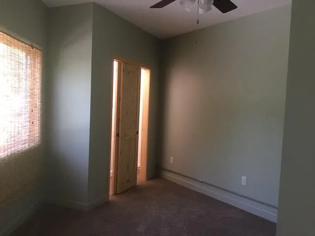 916 W Cedar Ln — Photo 11