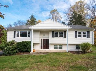 123 Toddy Hill Rd, Sandy Hook, CT 06482