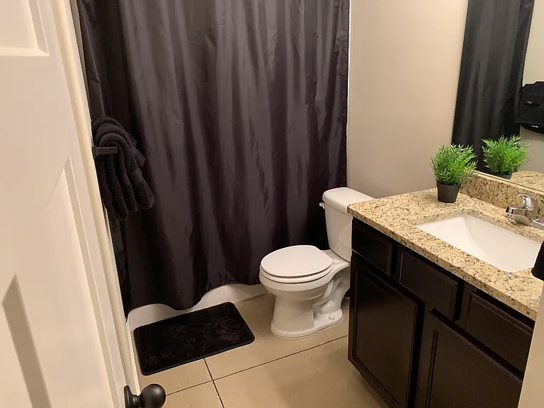 6437 S Vassar Ave — Photo 14