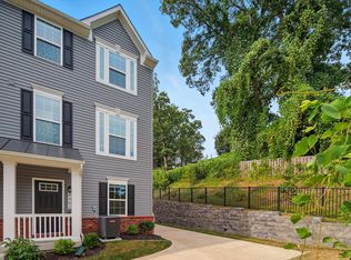 4001 Holcomb Way, Triangle, VA 22172
