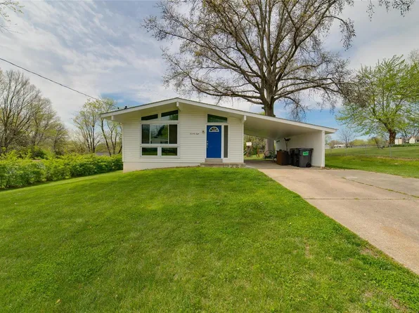 78 Robert Dr, Saint Charles, MO 63304