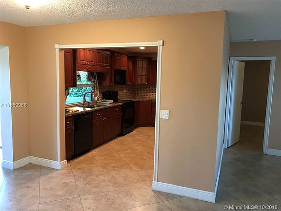 3rd image of 9321 NW 25th St