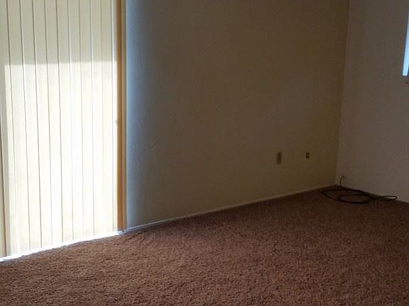 5th image of 5605 College Ave