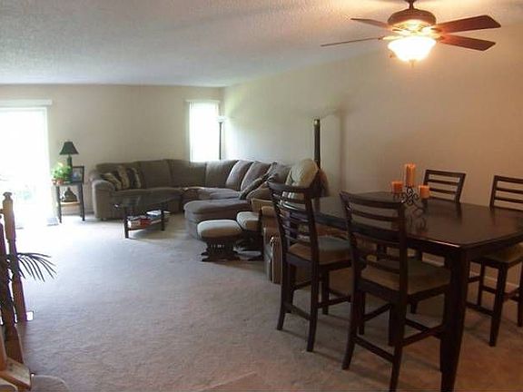 Living room/Dining room