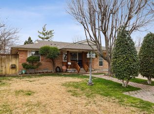 532 Royal Crest Dr, Richardson, TX 75081