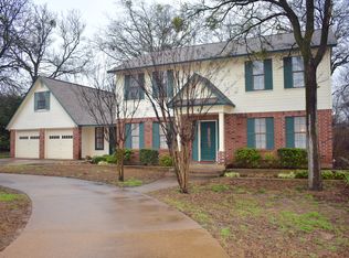 4 James Ct, Waxahachie, TX 75165