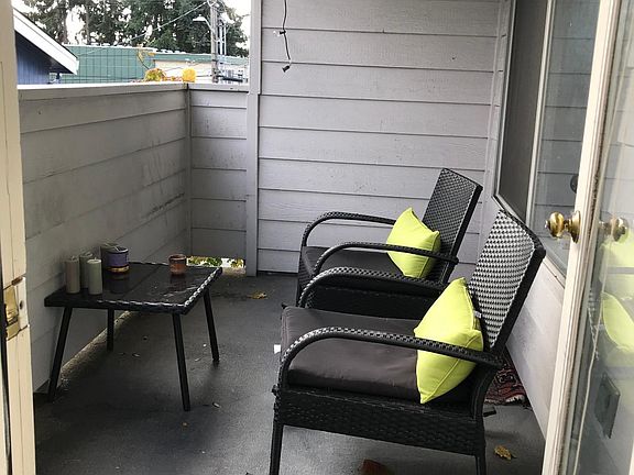 3rd image of 708 N 85th St Unit 201