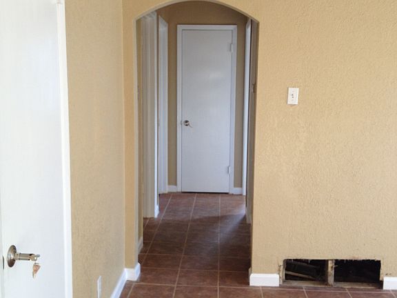 4th image of 2536 Brandywine Dr