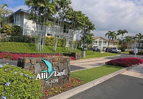 5th image of 75-6081 Alii Dr APT Y201