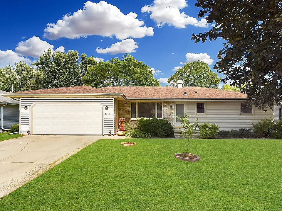 1st image of 1212 Green Acres Ln