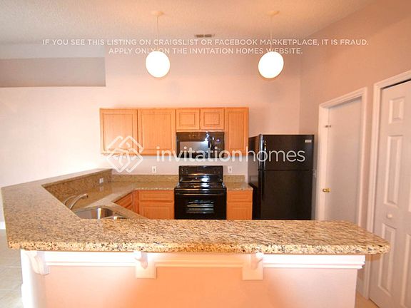 4th image of 3315 Croton Ave