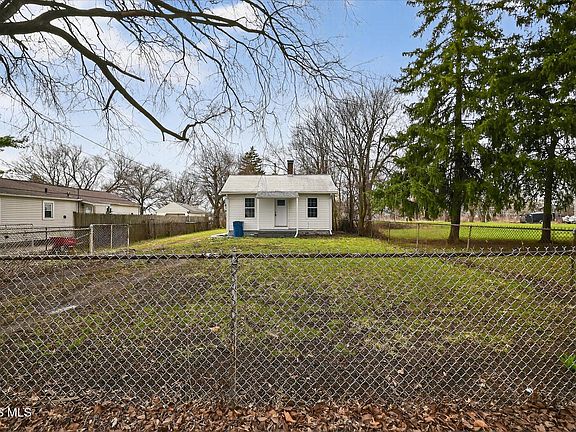 2nd image of 1060 Patchen Rd