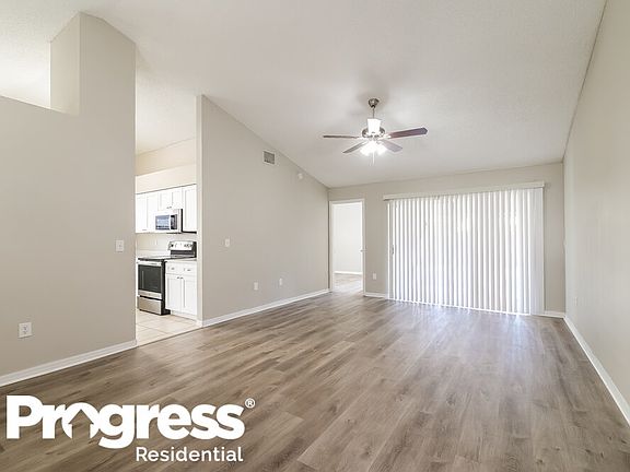 5th image of 4705 Bloom Dr