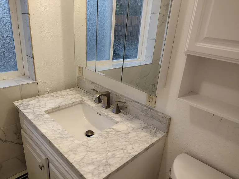 2331 Teller St — Photo 8