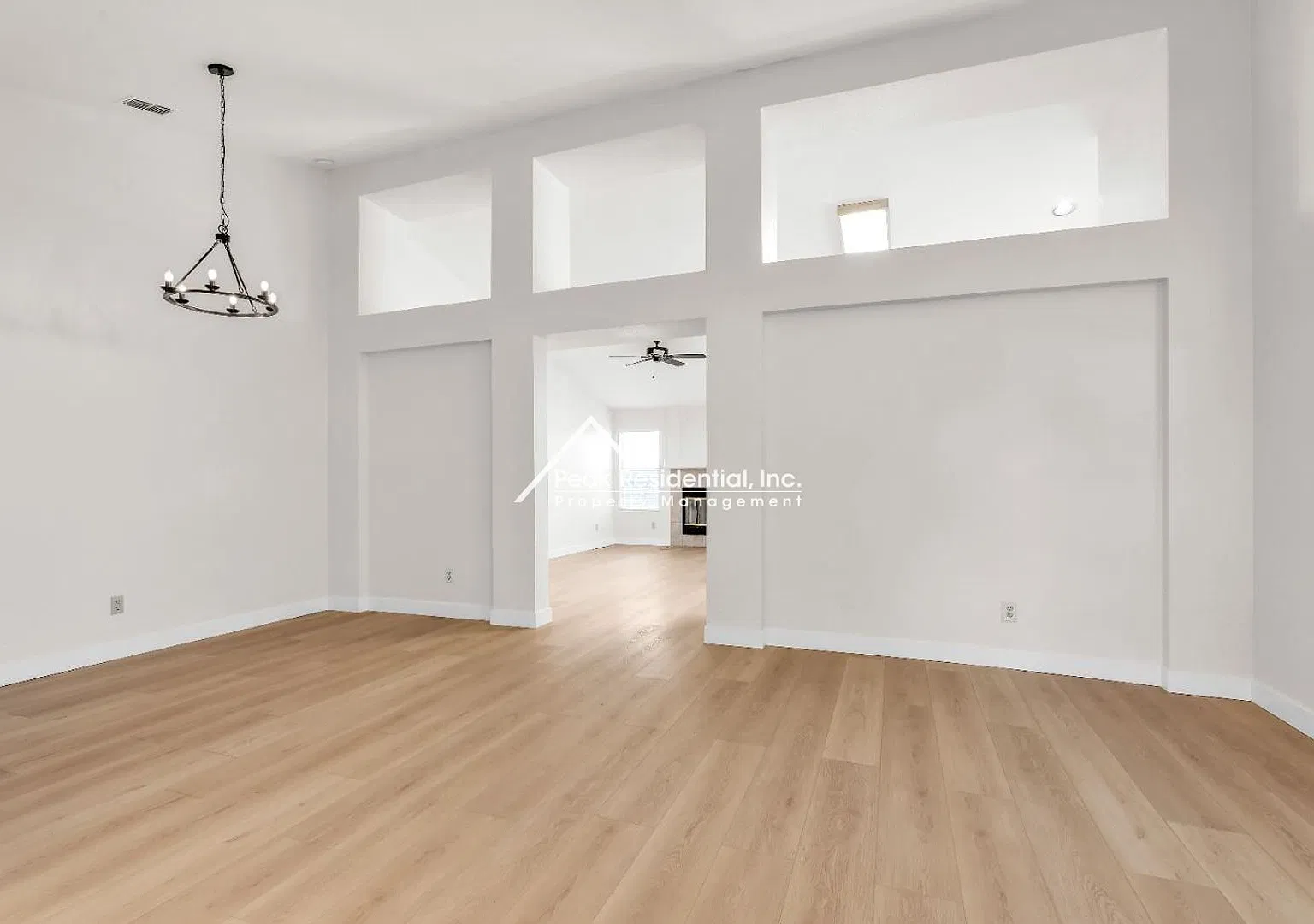 Wonderful Sacramento 4bd/2ba Home! — Photo 4