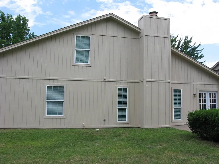 2216 S Fir Ave — Photo 18