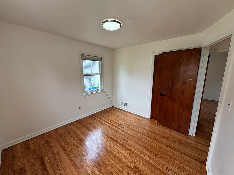 585 Mountainview Dr — Photo 13