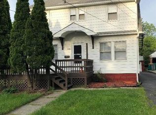 5247 Forest Ave, Maple Heights, OH 44137