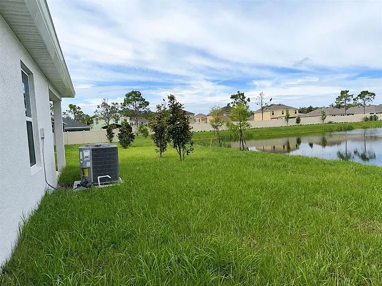 2717 Raindrop Run St — Photo 25