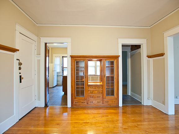 2nd image of 2904 N Bartlett Ave #5