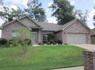 3116 Shelby Dr, Benton, AR 72015