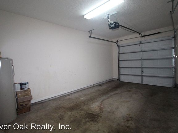 5th image of 3927 Buckthorne Dr Unit C