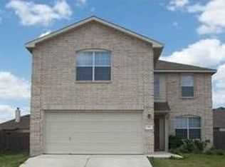 112 Phillips St, Hutto, TX 78634