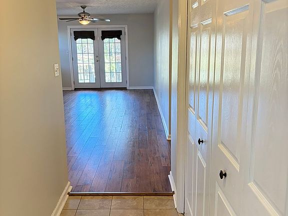 3rd image of 251 Sleepy Creek Dr