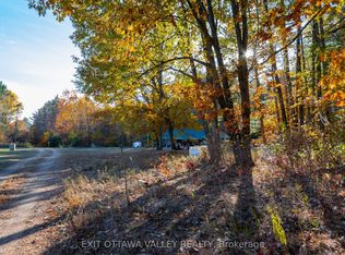 6 Grannys Ln, Killaloe, Hagarty And Richards, ON K0J2A0