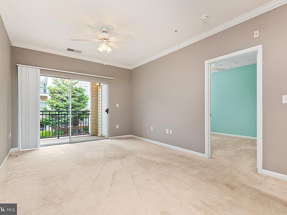 5th image of 12945 Centre Park Cir APT 206
