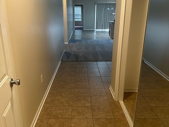 4th image of 459 W 77th Ave