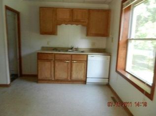 415 E Murphy St, Gilman, WI 54433