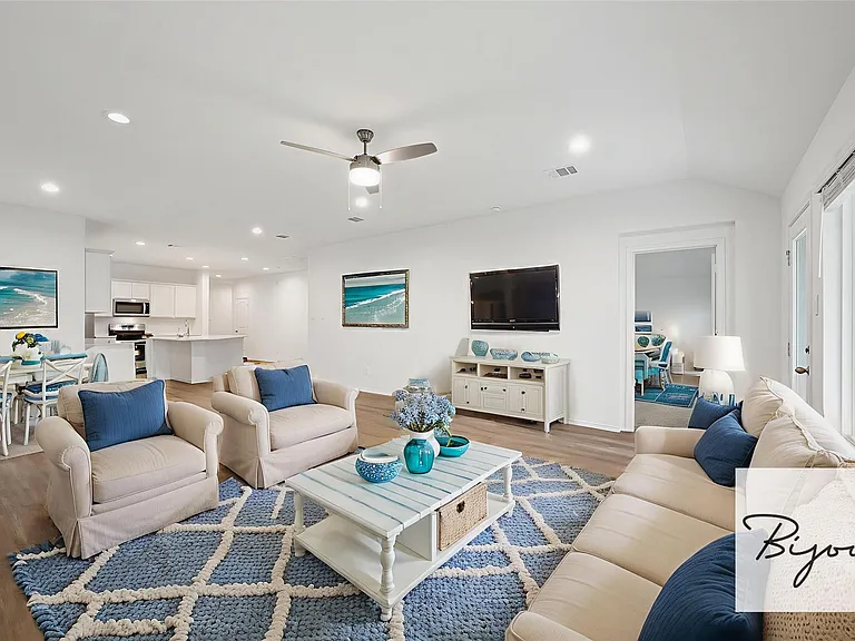 3085 Emerald Ocean Dr — Photo 8