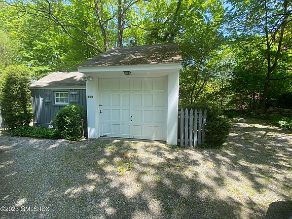 5th image of 409 Riversville Rd