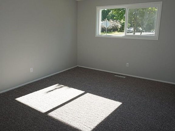 5th image of 1214 NW 20th Ave