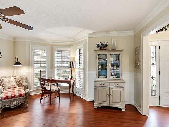 4th image of 4208 Long Branch Dr NE