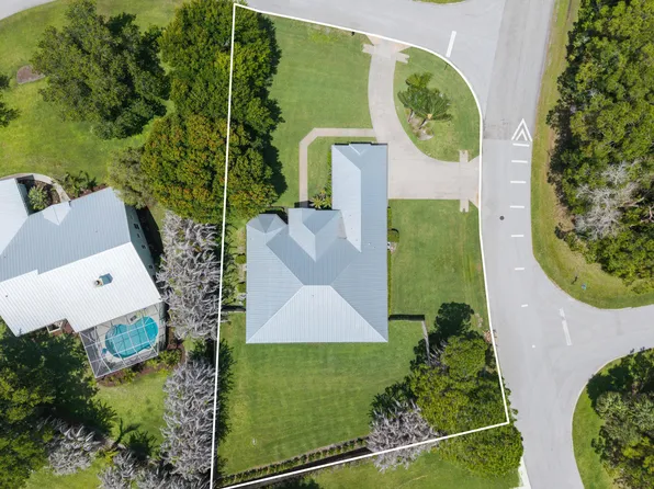 1106 SW Thoreau Court, Palm City, FL 34990