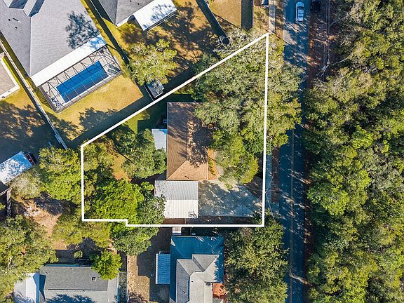 3rd image of 292 Grandview Ave