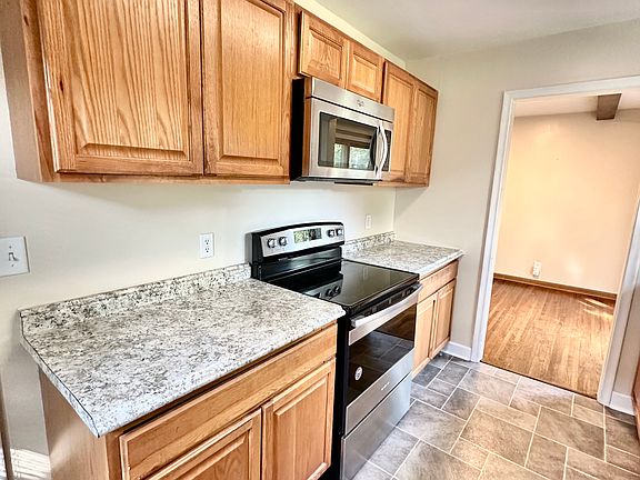 5th image of 9109 Westridge Dr