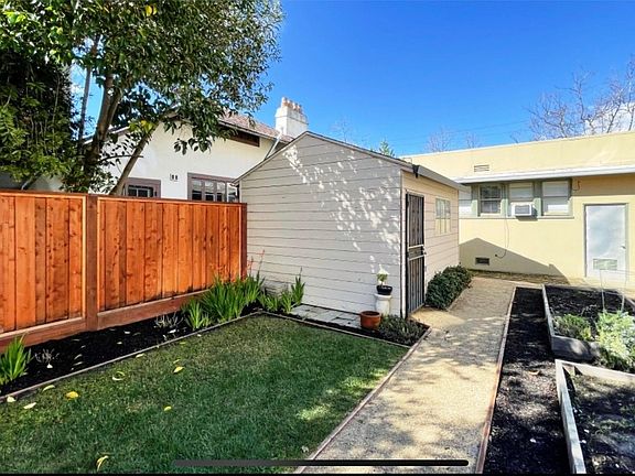 5th image of 511 Bancroft Ave #5