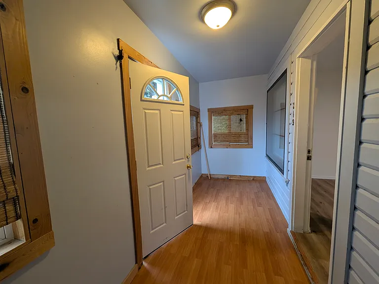 319 Blakeley St — Photo 12