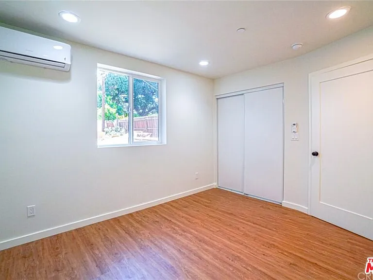 6469 Calhoun Ave — Photo 10