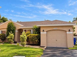11838 NW 13th St, Hollywood, FL 33026
