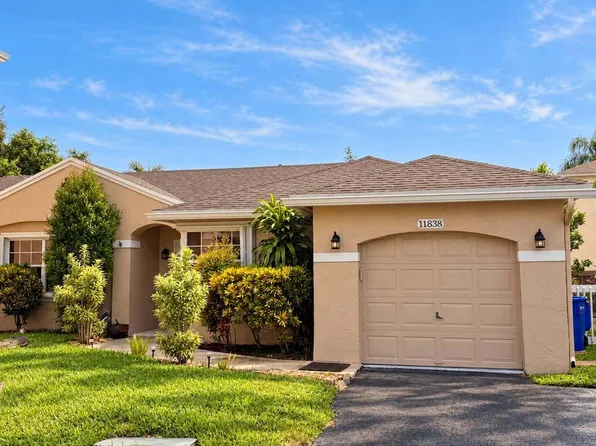 11838 NW 13th St, Hollywood, FL 33026