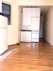 12 W 107th St APT 2B, Manhattan, NY, 10025