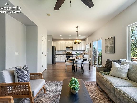 5th image of 3862 Springs Ranch Dr