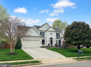 203 Stoneledge Pl NE, Leesburg, VA 20176