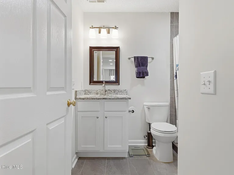 3350 Club Villas Dr #1103 — Photo 35