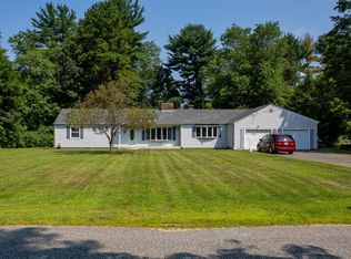 8 Brookside Dr, Wilbraham, MA 01095